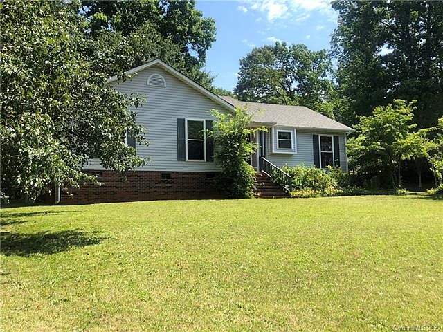1st image of 4571 Huntington Dr