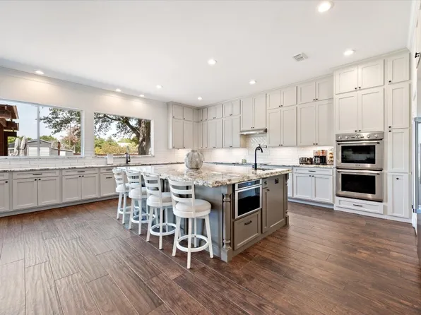 830 Waite Dr, Copper Canyon, TX 75077