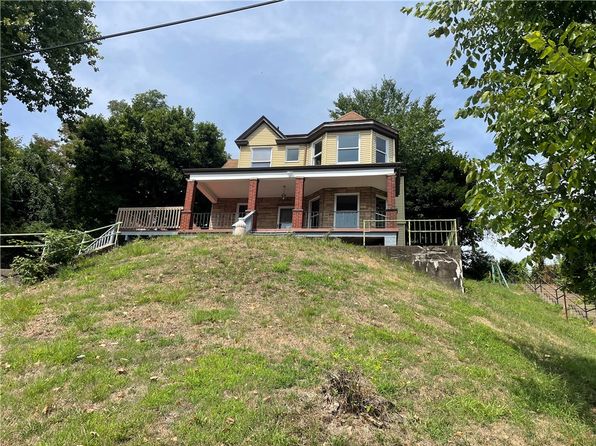 300 Highland Ave, Donora, PA 15033