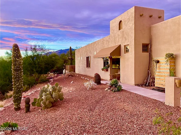 5095 N Pinnacle Cove Dr, Tucson, AZ 85749