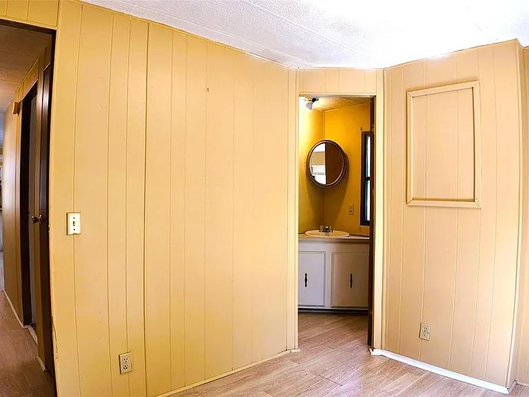 251 Oakdale Dr — Photo 17