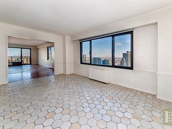 4th image of 1084 2nd Ave #43F