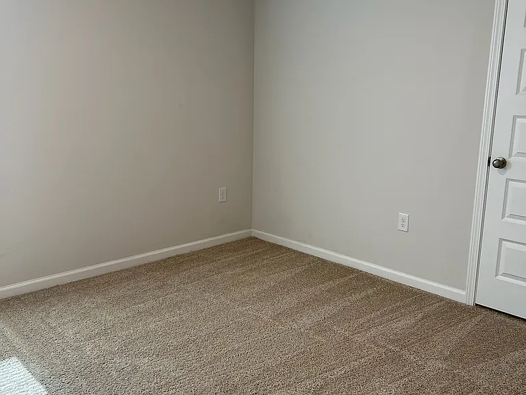 5418 Peach Dr — Photo 6