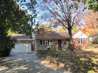 4249 Stonehaven Rd, Dayton, OH 45429