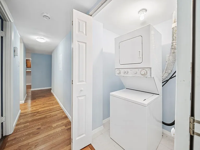 429 Kenyon St NW #T2 — Photo 27