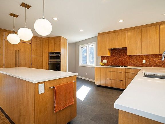 Kitchen and center isle