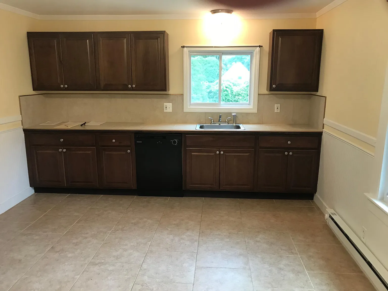 4 bed, 1808 sqft, $3,000 — Photo 3
