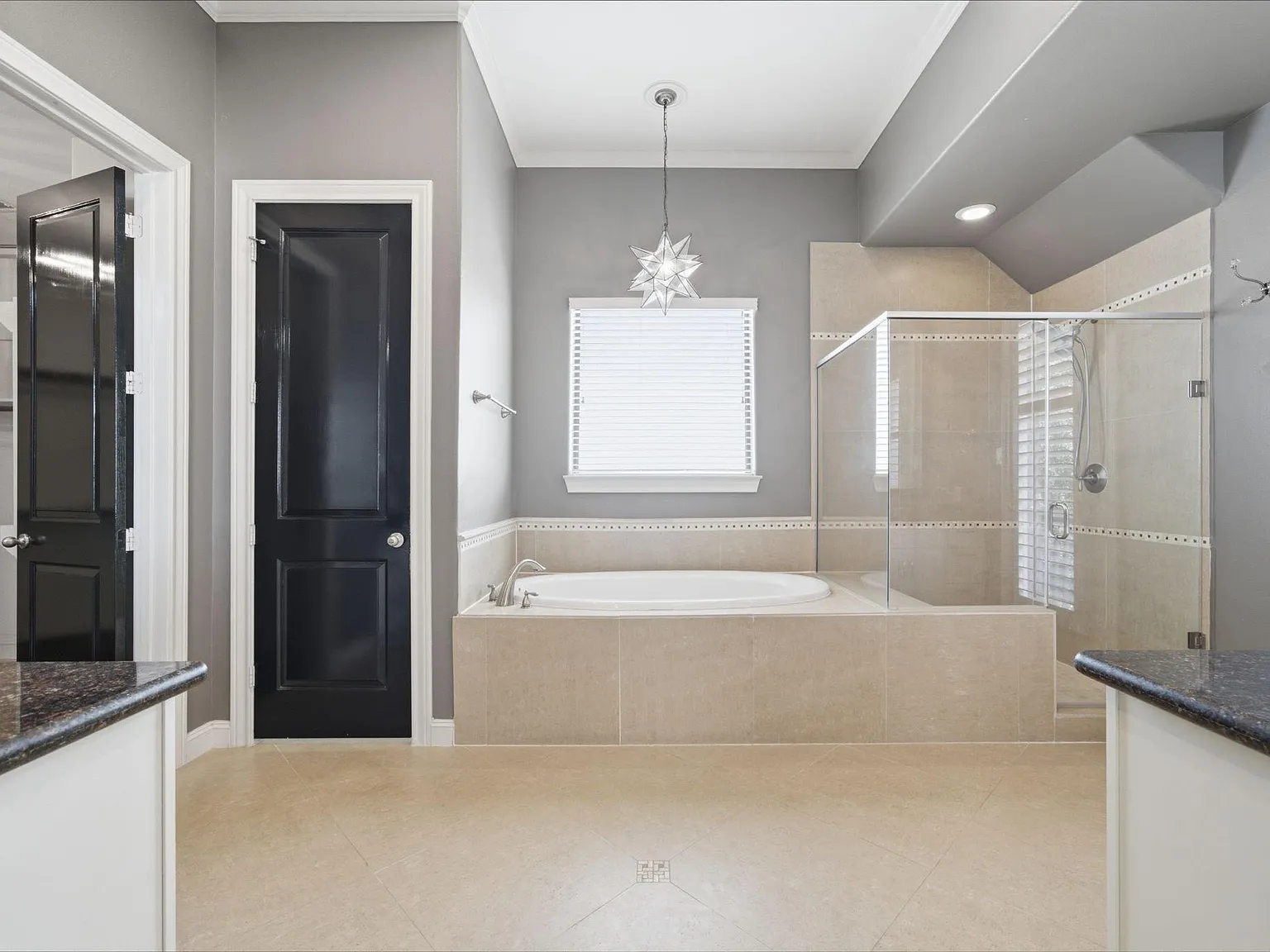 4 bed, 3.5 bath, 2656 sqft, $4,100 — Photo 4
