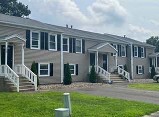 124-130 Riviera Dr, Agawam, MA 01001
