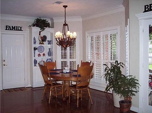 4th image of 8408 Whiterose Ct