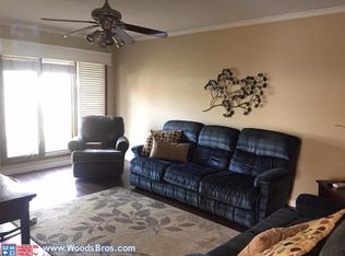 4921 S 57th St, Lincoln, NE 68516