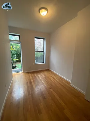 Rented by Fifth & Forever LLC | media 8
