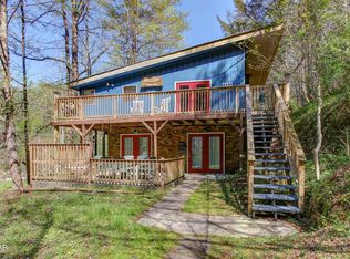1115 Darvan Way, Sevierville, TN 37876