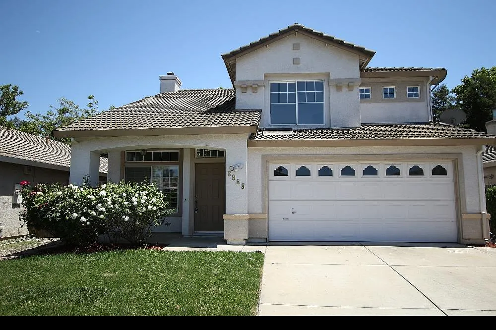 8968 E Valley Dr photo 1