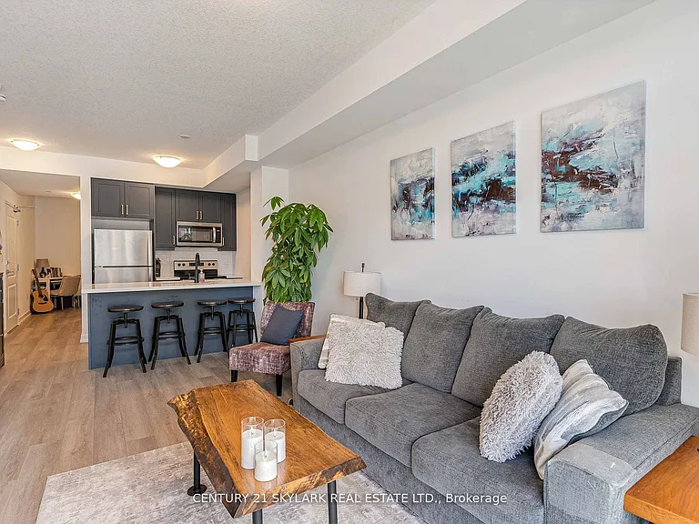 460 Dundas St E #701 — Photo 14