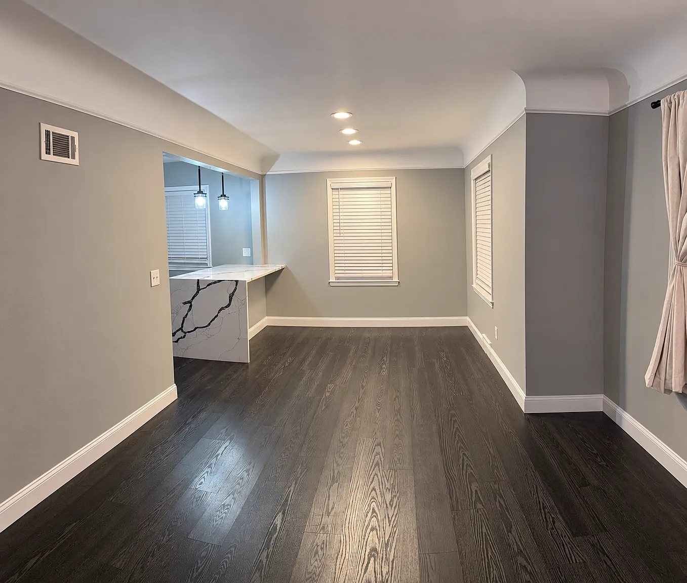 4 bed, 1980 sqft, $3,000 — Photo 3