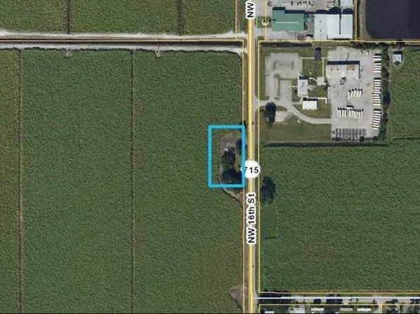 715 NW 16th St #10, Belle Glade, FL 33430