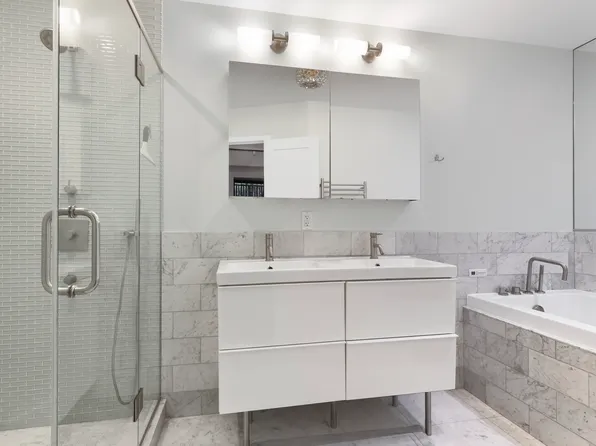 11 Sterling Place image 12 of 15