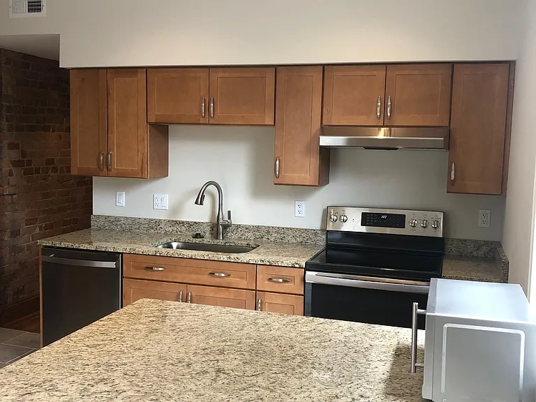 1133 Belvedere St #2 — Photo 2