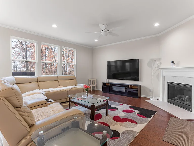 2825 Dillon Dr — Photo 14