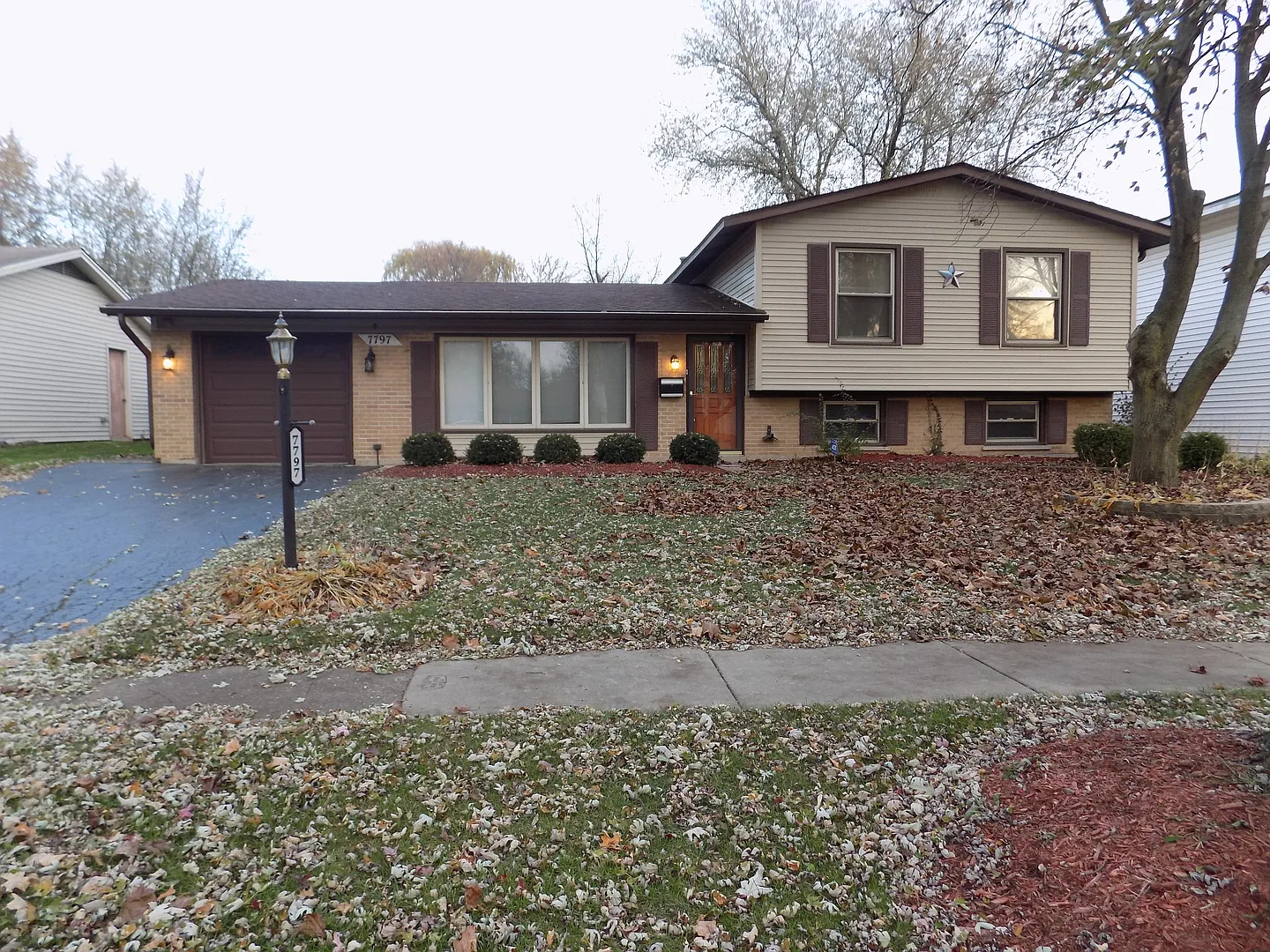 7797 Kensington Ln photo 1
