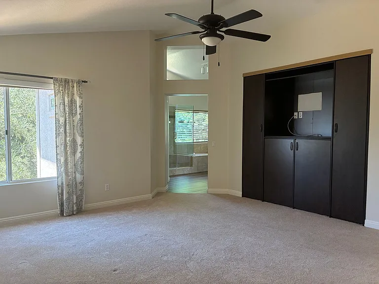 585 Mindenvale Ct — Photo 6