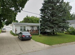 717 Sherman St, Big Rapids, MI