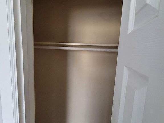 5th image of 312 Perrin St