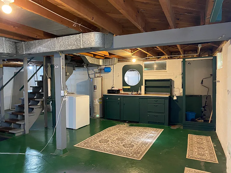 2150 Hyde Ave — Photo 33