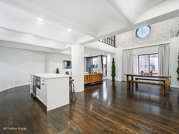 2nd image of 345 N Canal St APT 1402