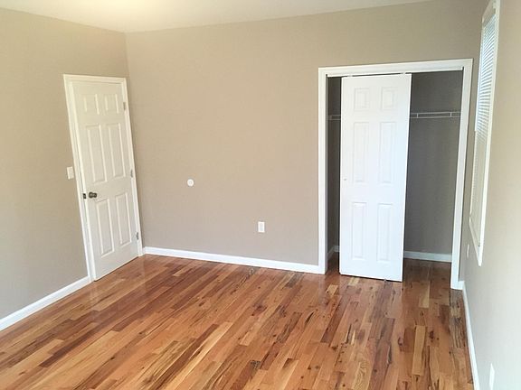 4th image of 433 Delafield Ave #1