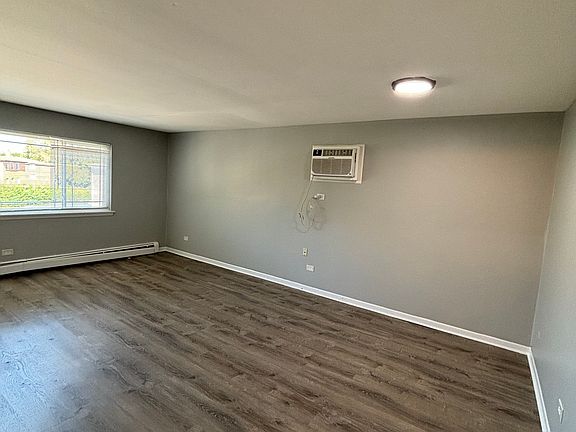 3rd image of 3841 W 124th Pl #459341845