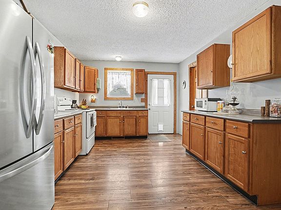 2nd image of 6757 Marsh Rd