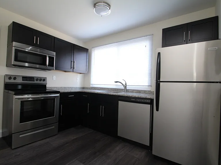 204 Flax Hill LLC — Photo 11