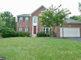 15554 Marsh Overlook Dr, Woodbridge, VA 22191