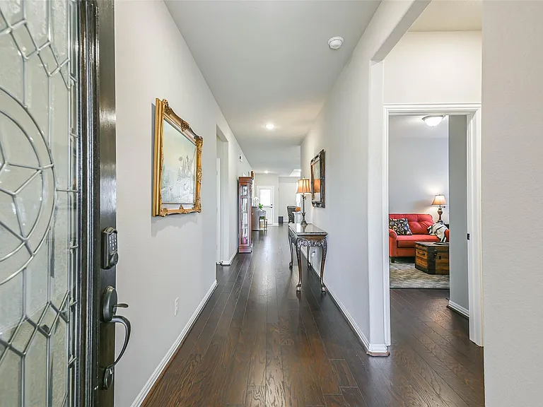 8307 Divot Trce — Photo 2
