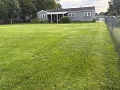 3rd image of 456 Wildbriar Rd