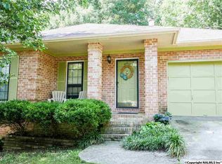 718 Mathis Dr SE, Huntsville, AL 35803