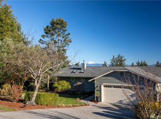 4476 Sunday Dr, Oak Harbor, WA 98277