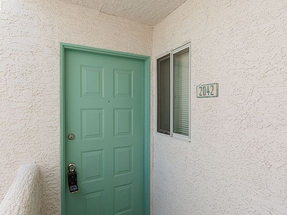 2nd image of 7100 Pirates Cove Rd Building 2042-8