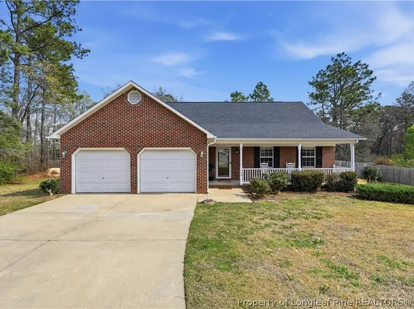 148 Haywood Dr, Raeford, NC 28376