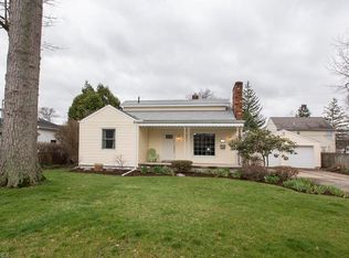 180 Oakwood Dr, Avon Lake, OH 44012