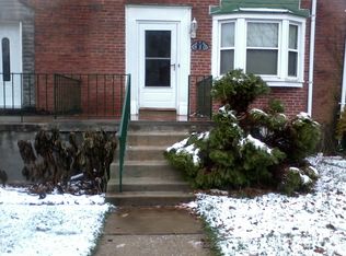 830 Cooks Ln, Baltimore, MD 21229