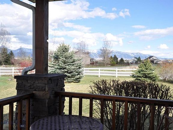 5th image of 174 Heidi Ln