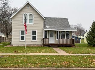 409 Center Ave, Spring Valley, MN 55975