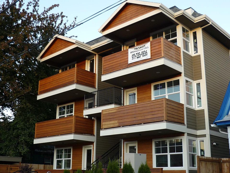 Mississippi / Overlook Condominium