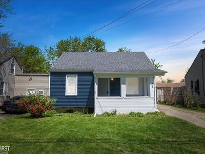 2089 Morris Ave, Burton, MI, 48529