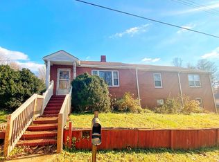 1035 Oak St, Martinsville, VA 24112