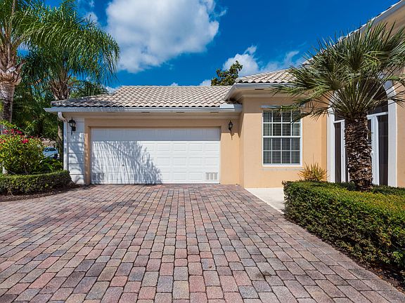 2nd image of 8159 Nevis Pl