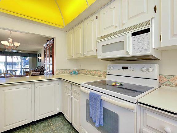 4th image of 2280 STICKNEY POINT ROAD #432